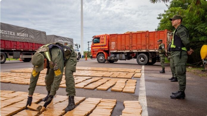 Screenshot_20251213_023816_Chrome